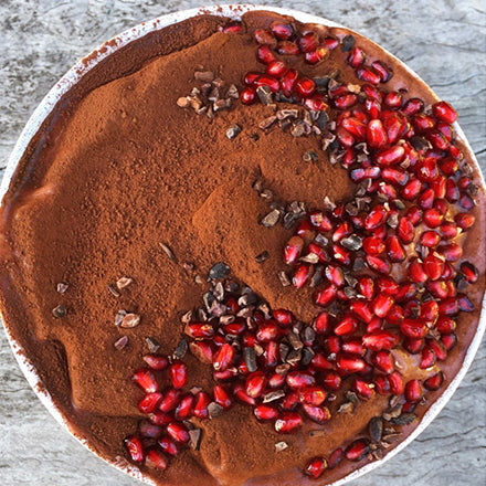 Chocolate & Pomegranate smoothie bowl